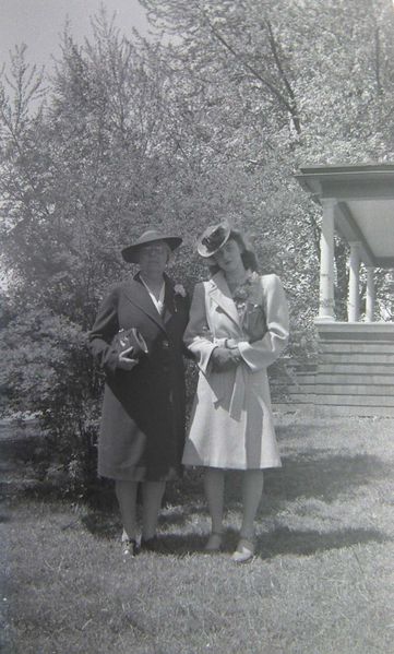 File:1940 abt Luella and Flo Wright farm Berne NY porch.jpg